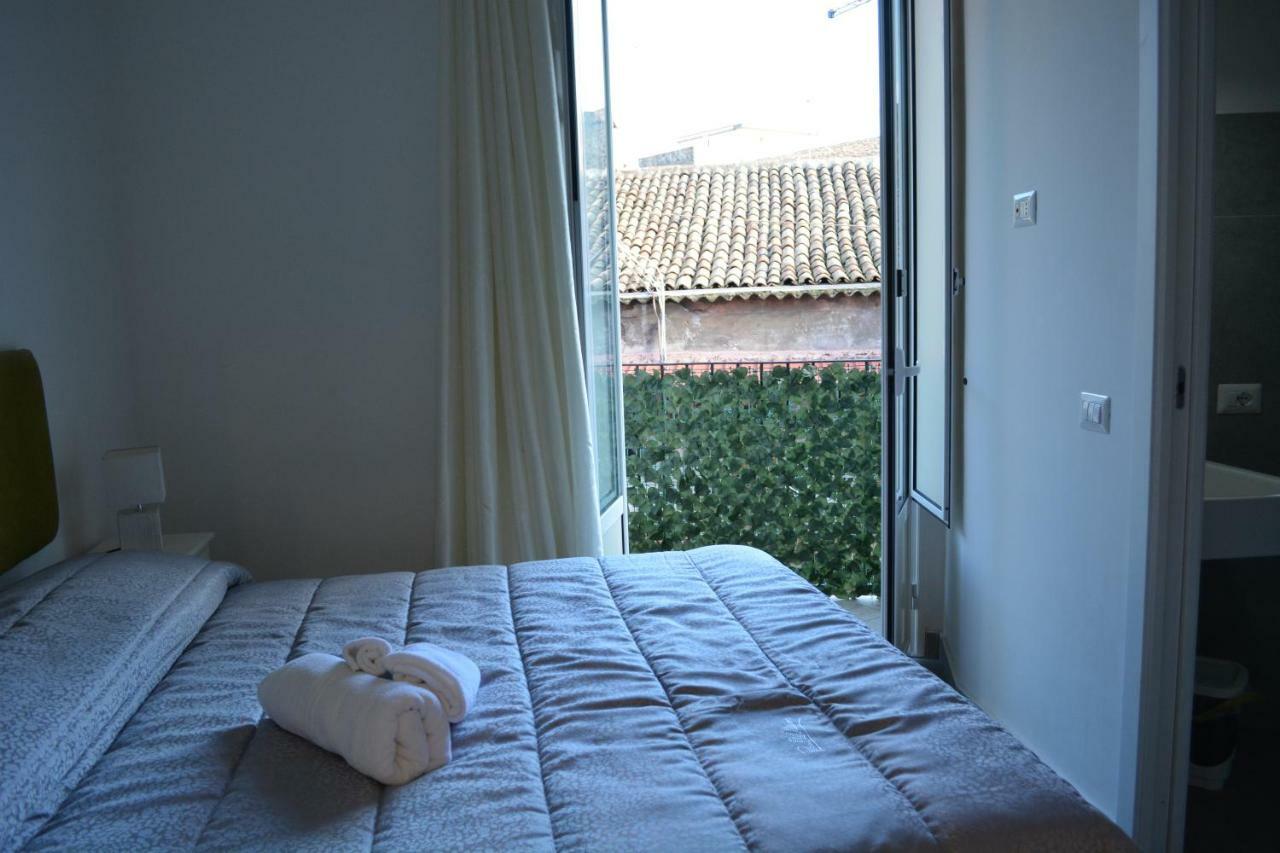 La Petite Suite Catânia Exterior foto